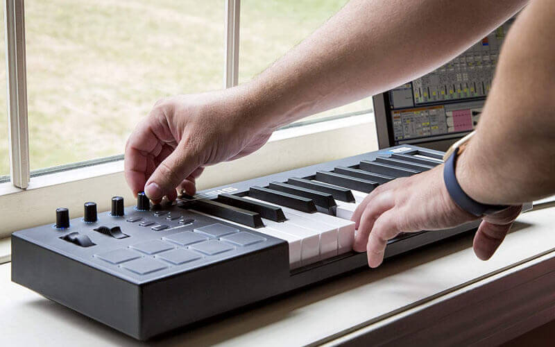 best midi keyboard controller with weighted keys