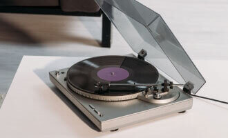 best under 500 turntables (thumbnail)